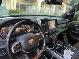  RAM 1500 CREW CAB - Image 10