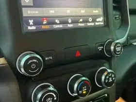  RAM 1500 CREW CAB - Image 15