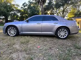  CHRYSLER 300 - Image 6