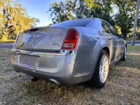  CHRYSLER 300 - Image 12