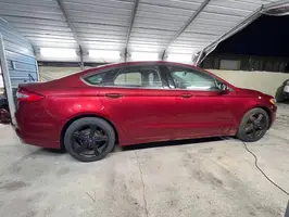 2016  Ford Fusion - Thumbnail 10