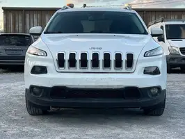 2015  Jeep Cherokee - Thumbnail 2