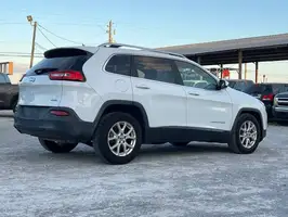 2015  Jeep Cherokee - Thumbnail 9