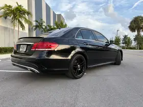  Mercedes-Benz E-Class - Image 24