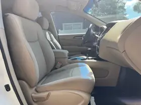  NISSAN PATHFINDER - Image 10