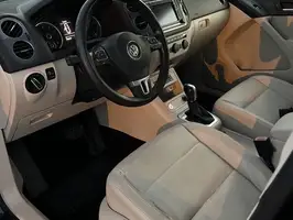 2016  Volkswagen Tiguan - Thumbnail 9